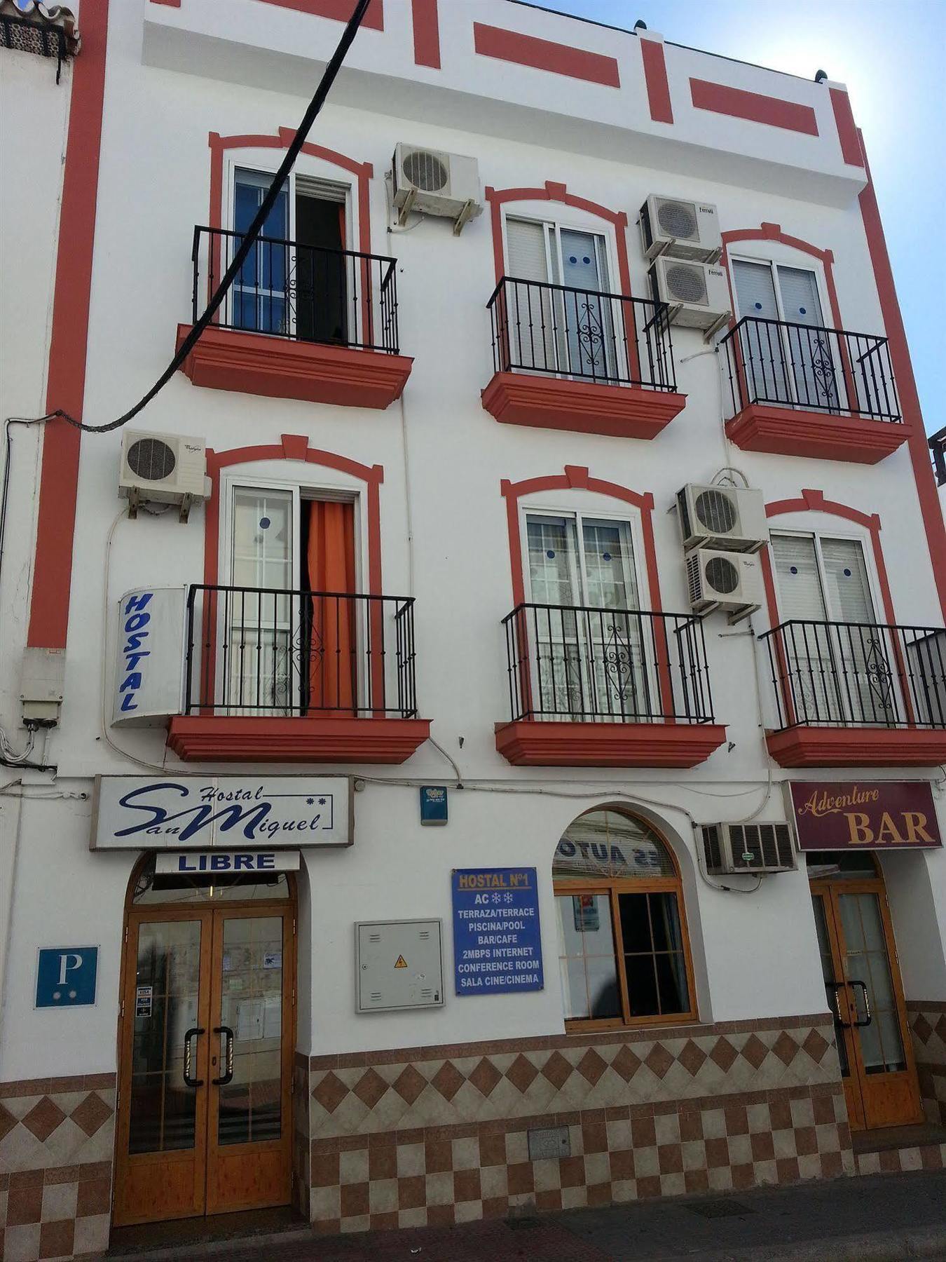 Hostal San Miguel Nerja Exterior photo